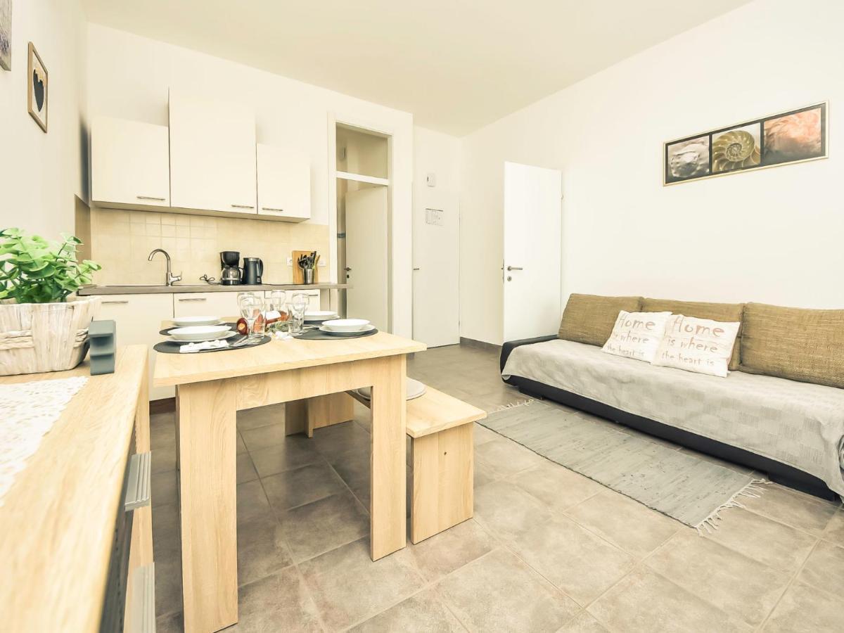 Apartment Snjezana-3 By Interhome คาร์โลบัก ภายนอก รูปภาพ
